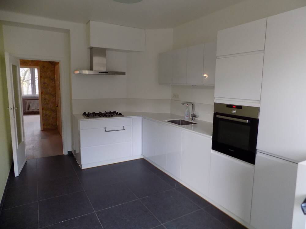 Appartement te  huur in Sint-Jans-Molenbeek 1080 1050.00€ 1 slaapkamers 83.00m² - Zoekertje 574614