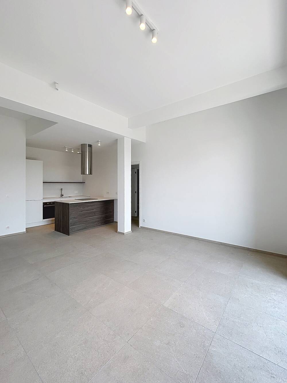Appartement te huur in Sint-Gillis 1060 2550.00€ 4 slaapkamers 141.80m² - Zoekertje 574741
