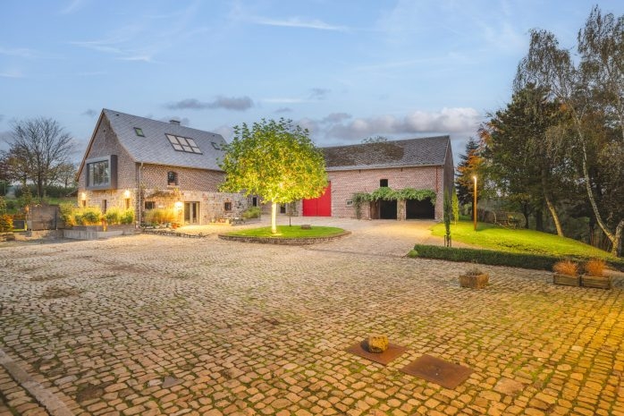 Autre à vendre à Henri-Chapelle 4841 1690000.00€  chambres 645.00m² - annonce 576247