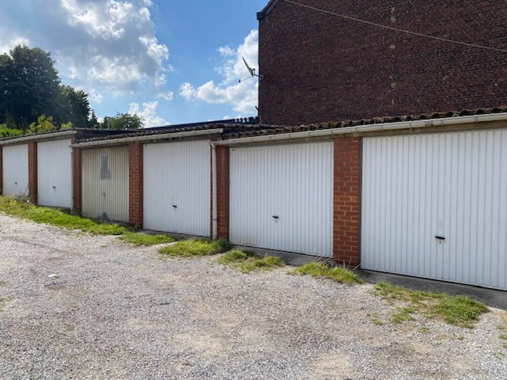 Box à vendre à Mont-sur-Marchienne 6032 96000.00€ chambres m² - annonce 576270