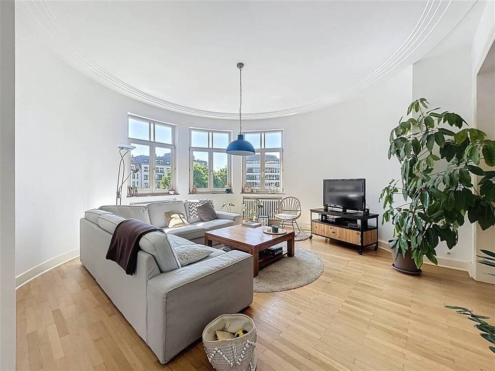 Appartement te  in Elsene 1050 595000.00€ 3 slaapkamers 150.00m² - Zoekertje 576300