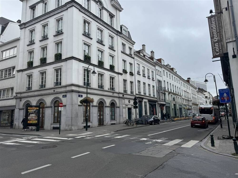 Immeuble de rapport - Immeuble à appartement à vendre à Bruxelles 1000 2790000.00€  chambres m² - annonce 576869