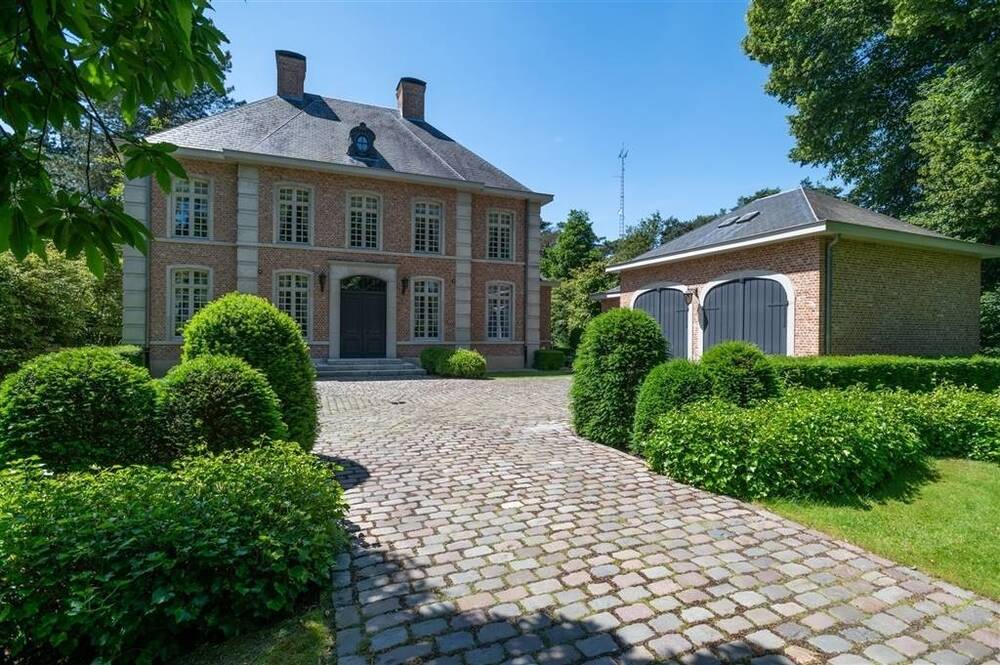 Villa te koop in Pulle 2243 1450000.00€ 5 slaapkamers 345.00m² - Zoekertje 576783