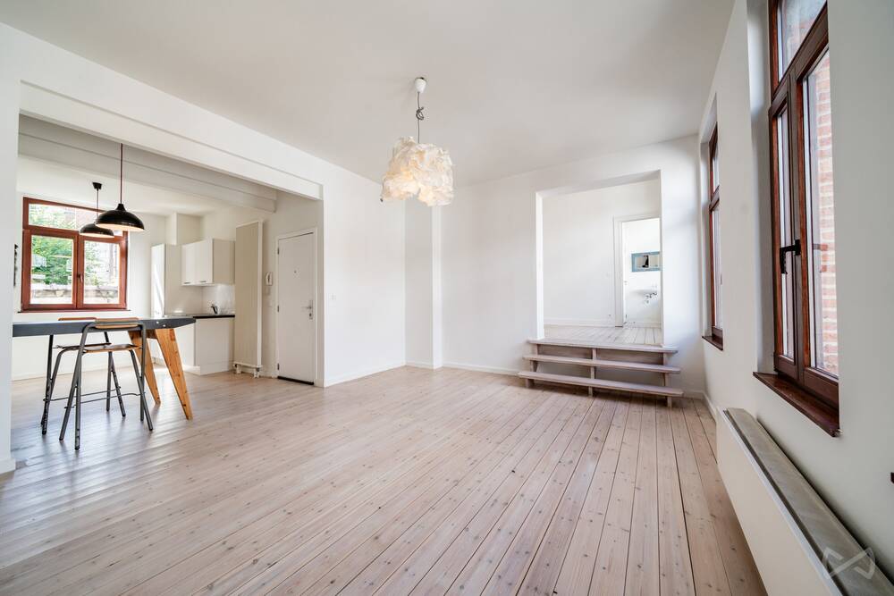 Appartement à vendre à Woluwe-Saint-Lambert 1200 345000.00€ 1 chambres 94.00m² - annonce 577591