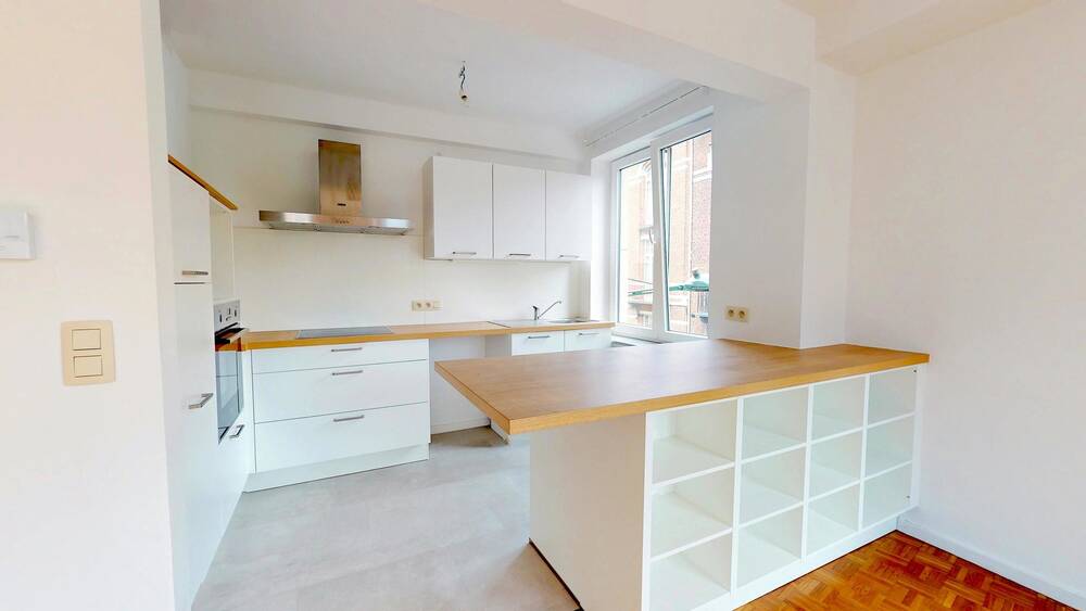 Appartement à louer à Woluwe-Saint-Pierre 1150 990.00€ 1 chambres 73.00m² - annonce 577399