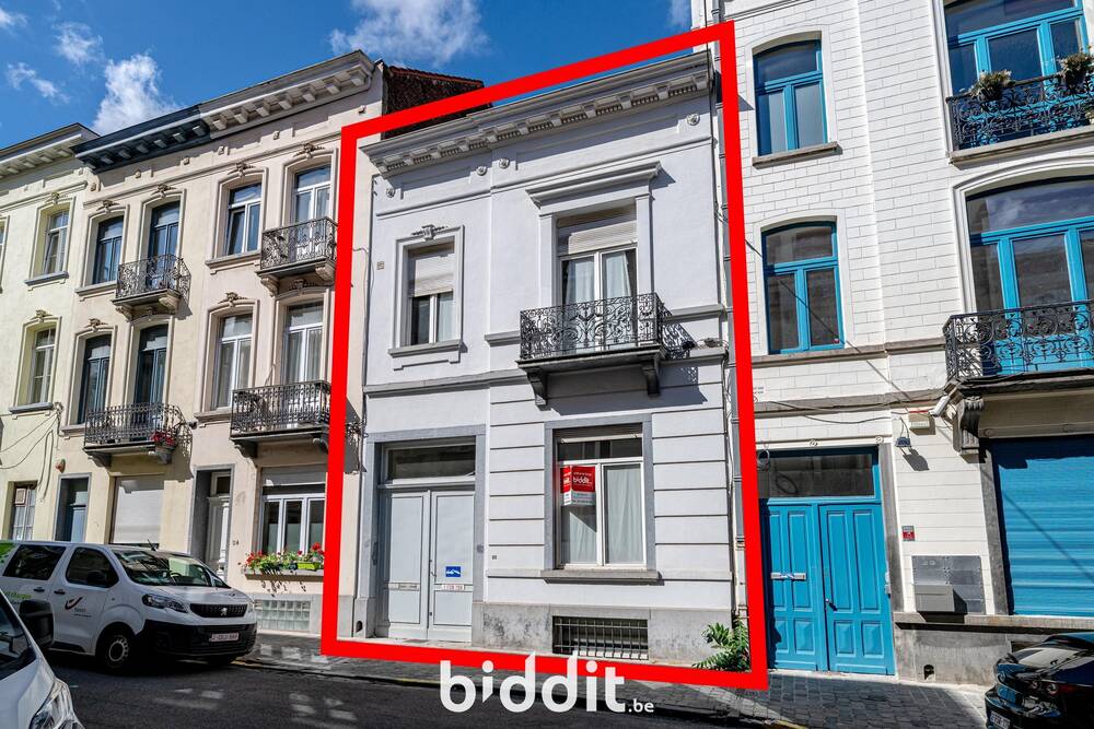 Huis te  koop in Brussel 1000 600000.00€ 6 slaapkamers m² - Zoekertje 577529