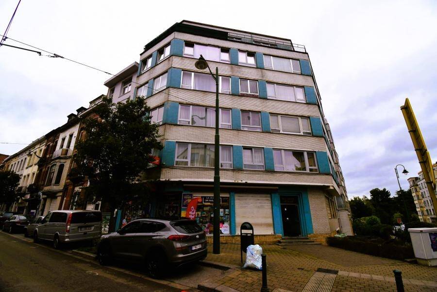 Appartement à  à Molenbeek-Saint-Jean 1080 265000.00€ 3 chambres 140.00m² - annonce 576692