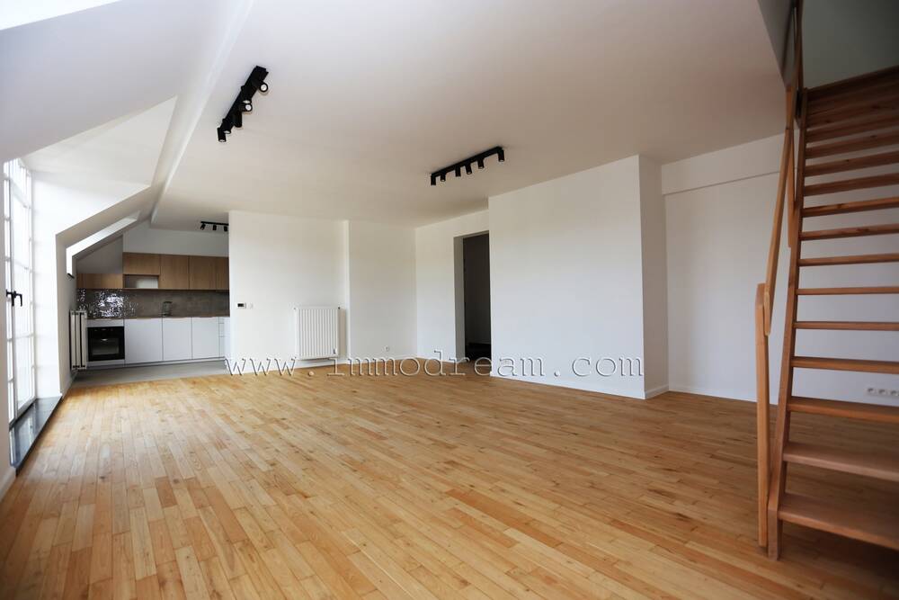 Duplex te  huur in Ukkel 1180 2300.00€ 4 slaapkamers 151.00m² - Zoekertje 577380