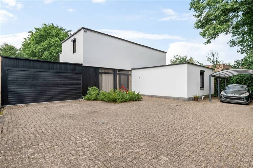 Villa te koop in Brasschaat 2930 779000.00€ 4 slaapkamers 384.00m² - Zoekertje 577741
