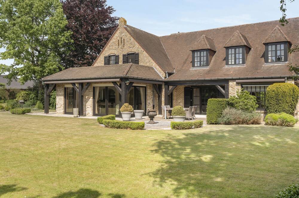 Villa te koop in Harelbeke 8530 845000.00€ 5 slaapkamers 460.00m² - Zoekertje 577796
