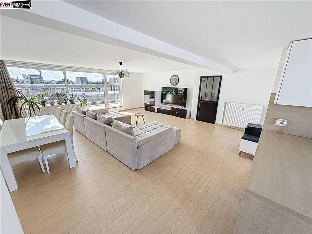 Appartement te in Sint-Jans-Molenbeek 1080 425000.00€ 4 slaapkamers 146.00m² - Zoekertje 577788