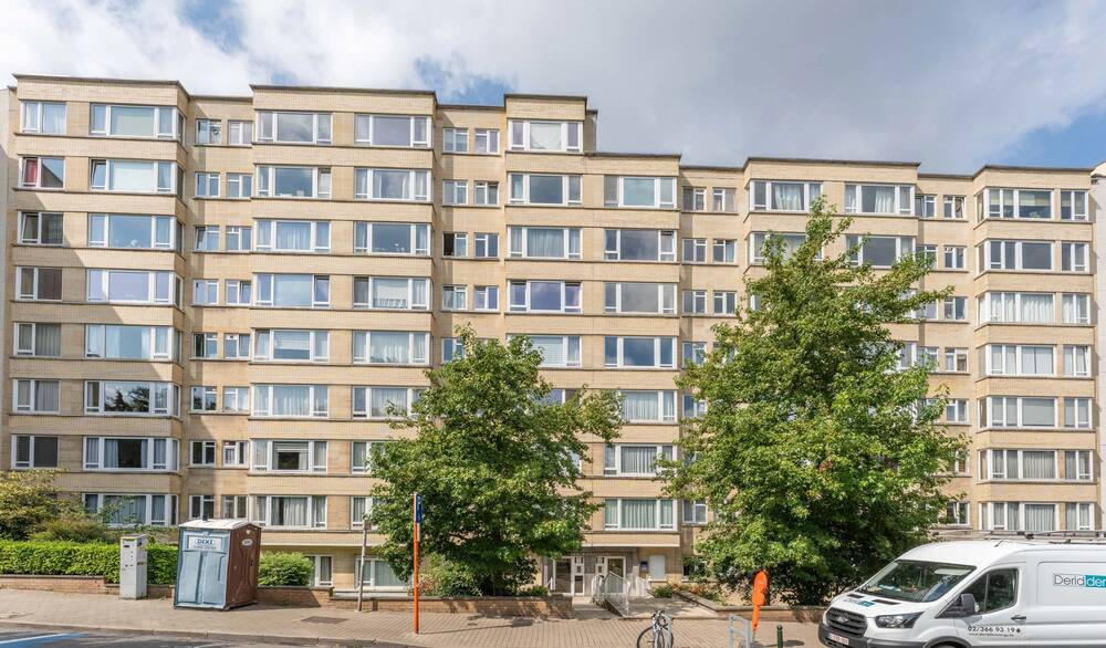 Rez-de-chaussée à vendre à Etterbeek 1040 295000.00€ 2 chambres 100.00m² - annonce 577893