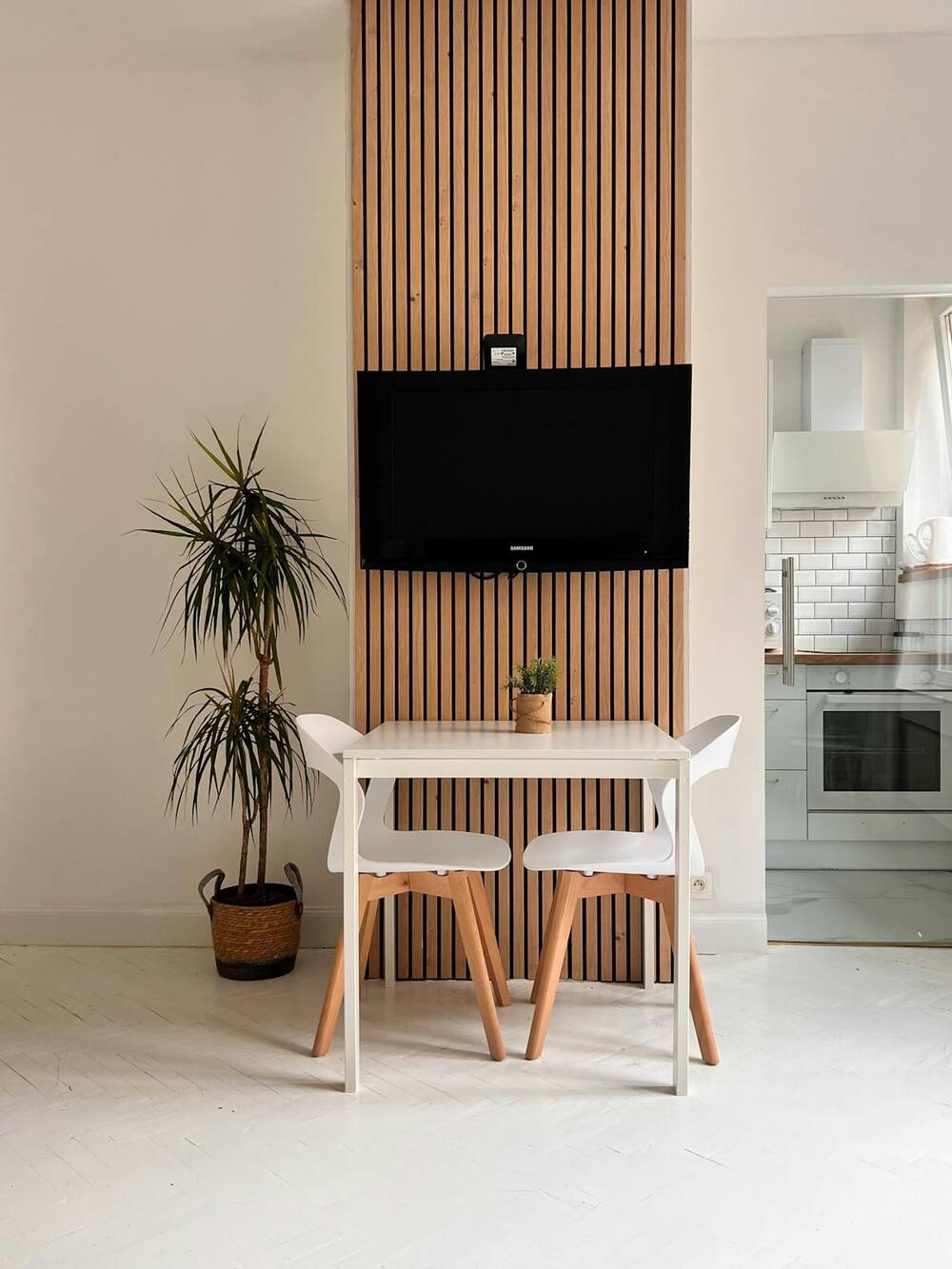 Appartement te  huur in Elsene 1050 900.00€  slaapkamers m² - Zoekertje 577986