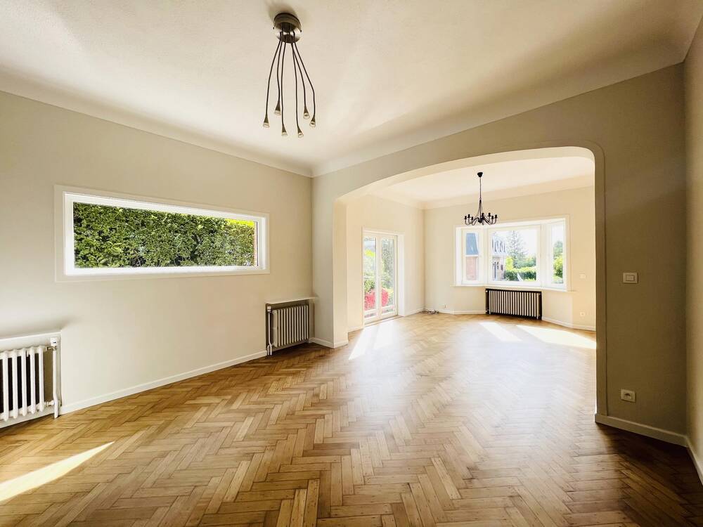 Huis te huur in Sint-Pieters-Woluwe 1150 2600.00€ 4 slaapkamers 250.00m² - Zoekertje 578073