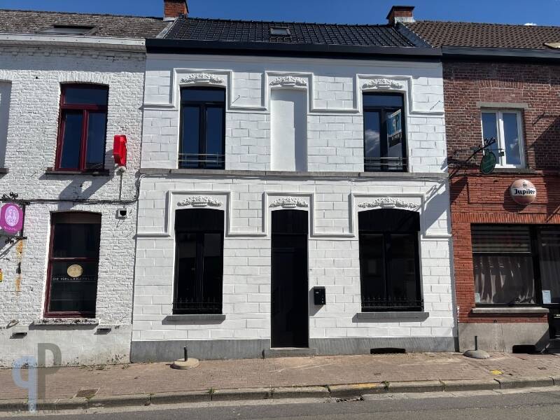 Huis te  huur in Zottegem 9620 785.00€ 2 slaapkamers 121.00m² - Zoekertje 578179