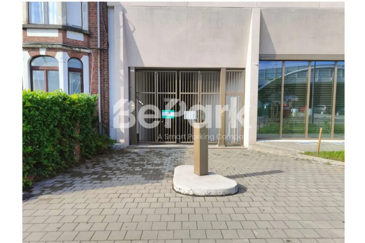 Parking / garage à louer à Anderlecht 1070 99.00€  chambres m² - annonce 579108