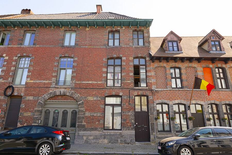 Immeuble de rapport - Immeuble à appartement à vendre à Tournai 7500 299000.00€ 6 chambres 109.00m² - annonce 579104