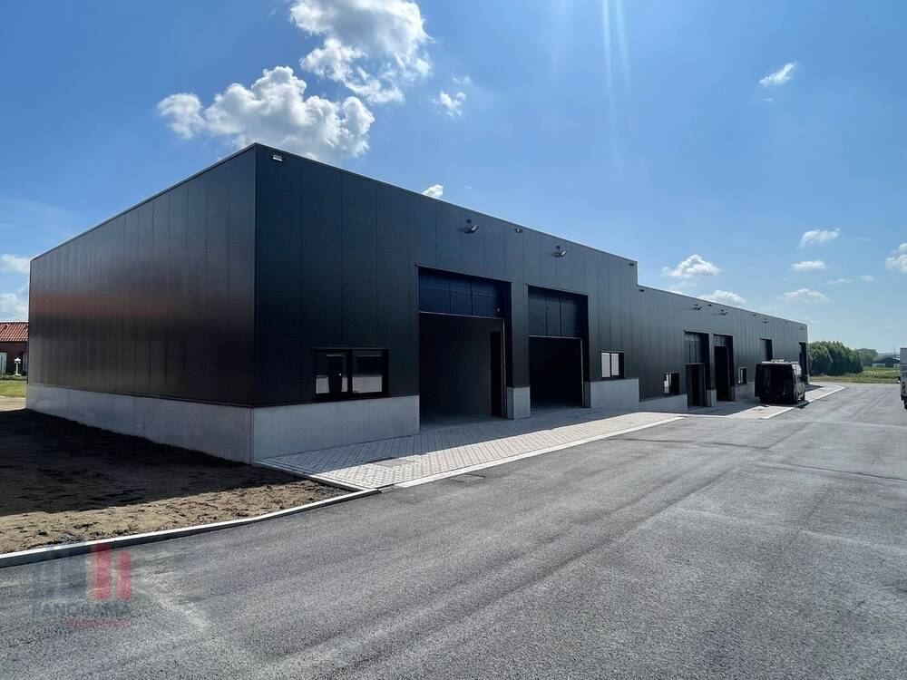 Commerce à vendre à Tielt 8700 734125.00€  chambres 419.00m² - annonce 578200