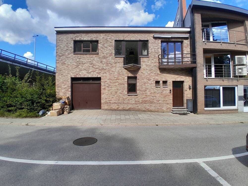Huis te  huur in Genk 3600 800.00€ 1 slaapkamers m² - Zoekertje 578899
