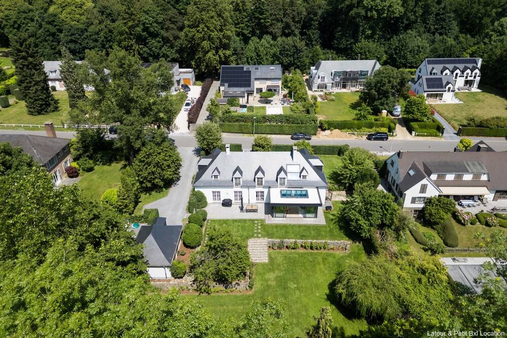 Huis te  huur in Overijse 3090 3800.00€ 5 slaapkamers 314.00m² - Zoekertje 578483