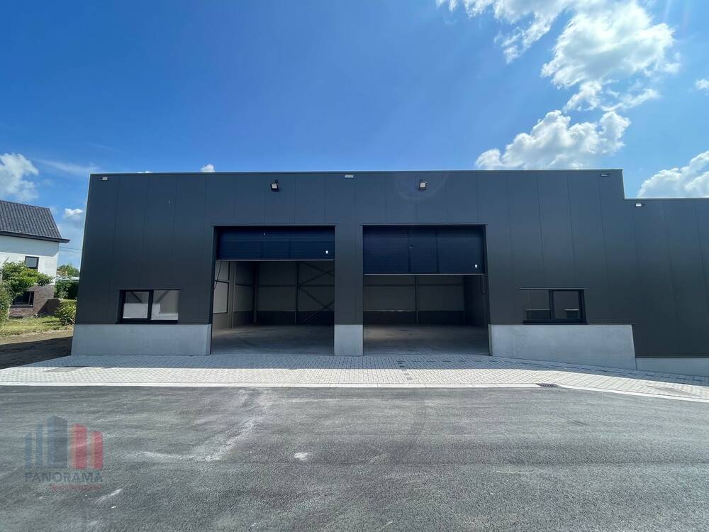 Handelszaak te  huur in Tielt 8700 932.00€  slaapkamers 172.00m² - Zoekertje 578208