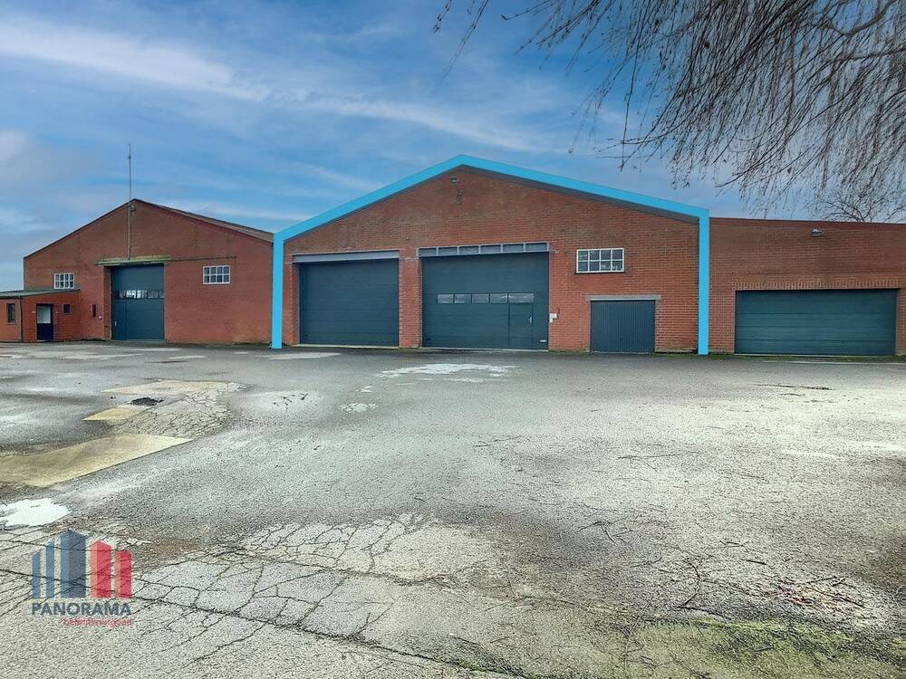 Handelszaak te  huur in Kortemark 8610 2250.00€  slaapkamers 860.00m² - Zoekertje 578199