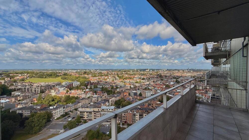 Appartement à vendre à Molenbeek-Saint-Jean 1080 300000.00€ 4 chambres 142.00m² - annonce 578147