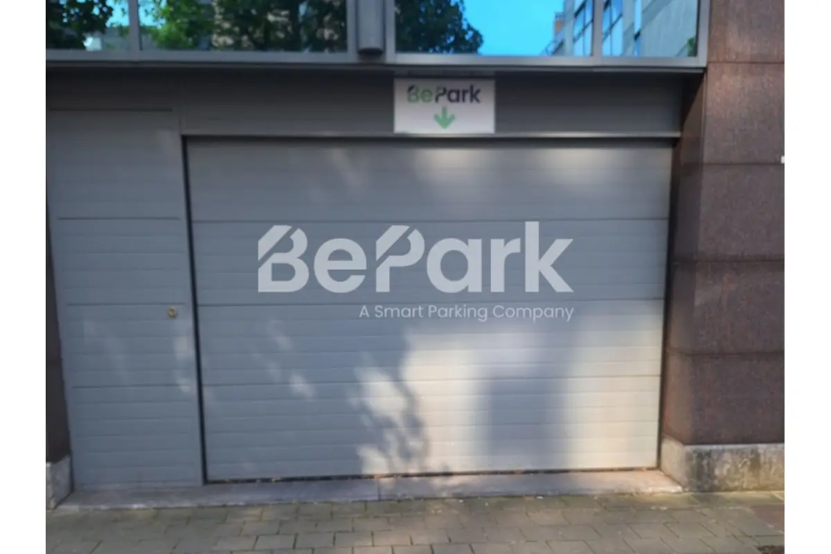 Parking te  huur in Brussel 1000 139.00€  slaapkamers m² - Zoekertje 579110