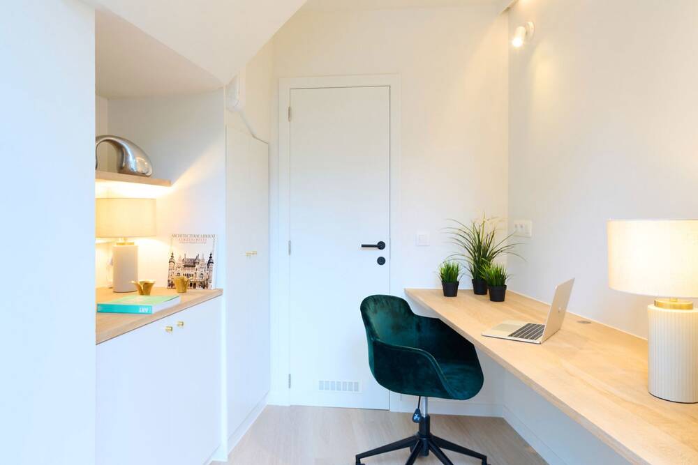 Handelszaak te  huur in Sint-Lambrechts-Woluwe 1200 450.00€  slaapkamers 15.00m² - Zoekertje 578442