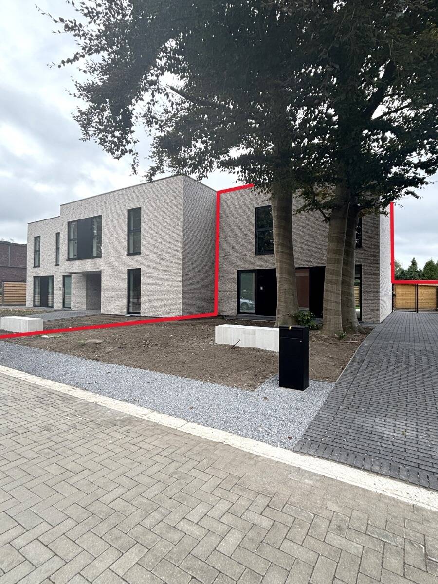 Huis te  huur in Lommel 3920 1645.00€ 3 slaapkamers 140.00m² - Zoekertje 578478