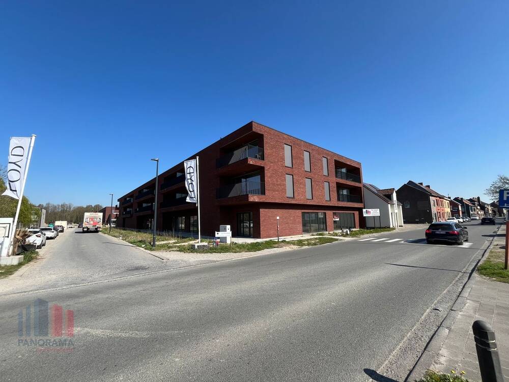 Commerce à vendre à Drongen 9031 425465.00€  chambres 158.00m² - annonce 578193