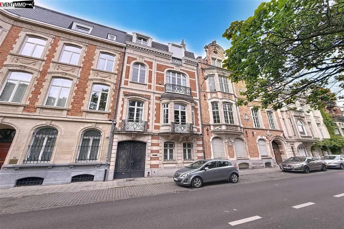 Maison de maître à vendre à Schaerbeek 1030 1950000.00€ 6 chambres 650.00m² - annonce 578349