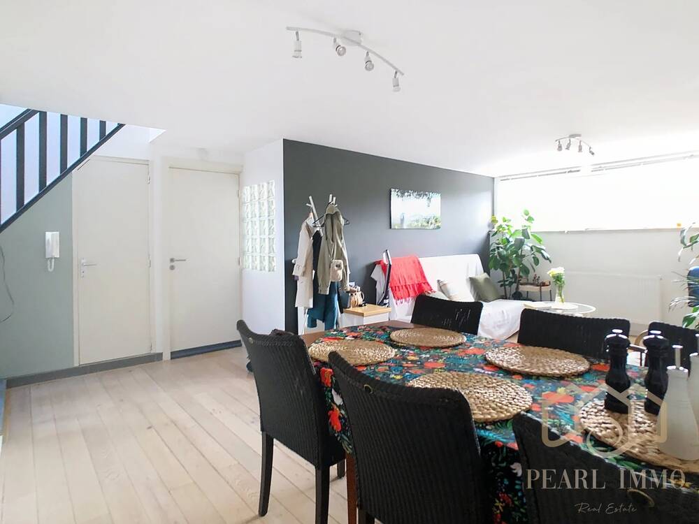 Appartement te  koop in Elsene 1050 275000.00€ 2 slaapkamers 7.00m² - Zoekertje 579293