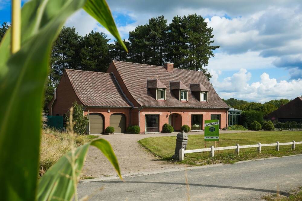 Villa à vendre à Ellezelles 7890 545000.00€ 5 chambres 320.00m² - annonce 580104