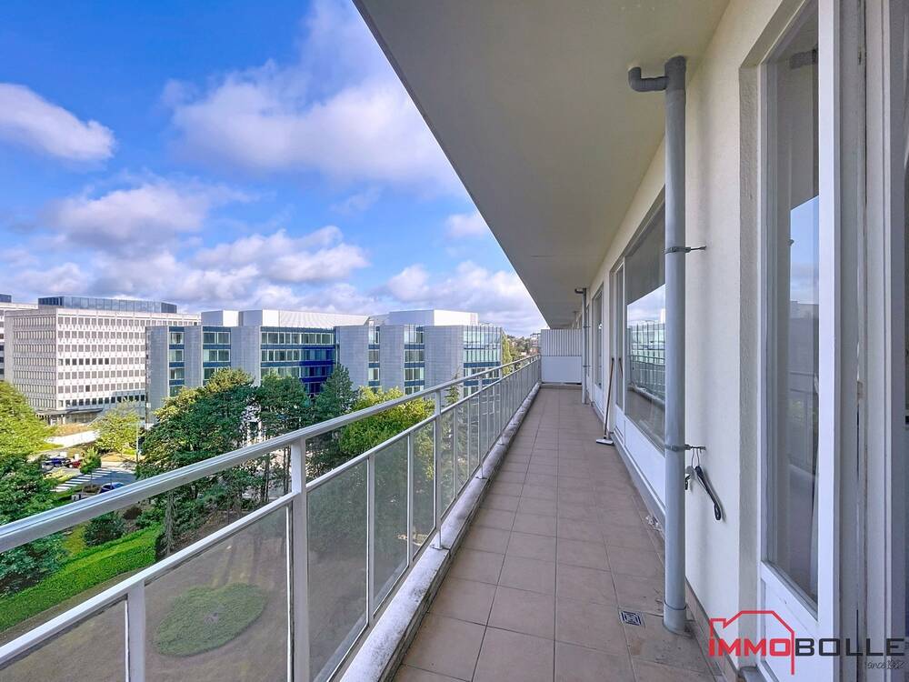 Appartement te  koop in Oudergem 1160 240000.00€ 2 slaapkamers 70.00m² - Zoekertje 579576