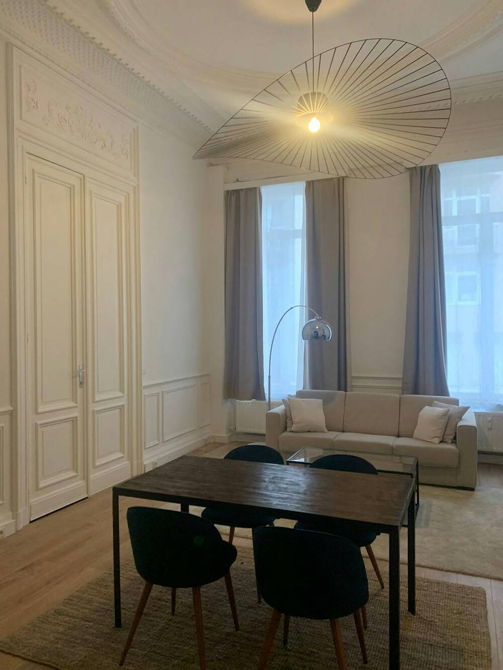 Appartement te  huur in Elsene 1050 1300.00€  slaapkamers m² - Zoekertje 579269