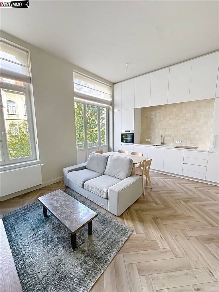 Appartement te  huur in Schaarbeek 1030 1500.00€ 1 slaapkamers m² - Zoekertje 580388