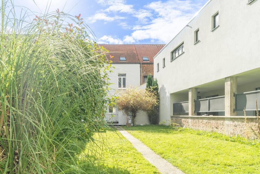 Maison à louer à Rhode-Saint-Genese 1640 1850.00€ 4 chambres 160.00m² - annonce 579288