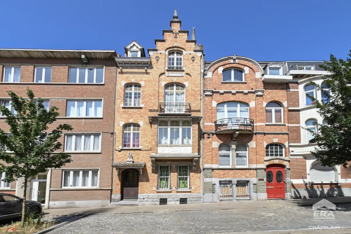 Herenhuis te  koop in Vorst 1190 750000.00€ 5 slaapkamers 309.00m² - Zoekertje 579899