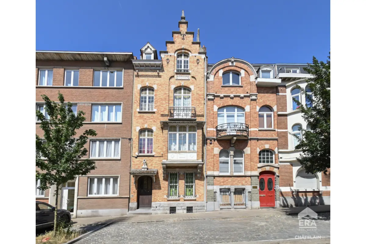 Huis te  koop in Vorst 1190 750000.00€ 5 slaapkamers 309.00m² - Zoekertje 579899