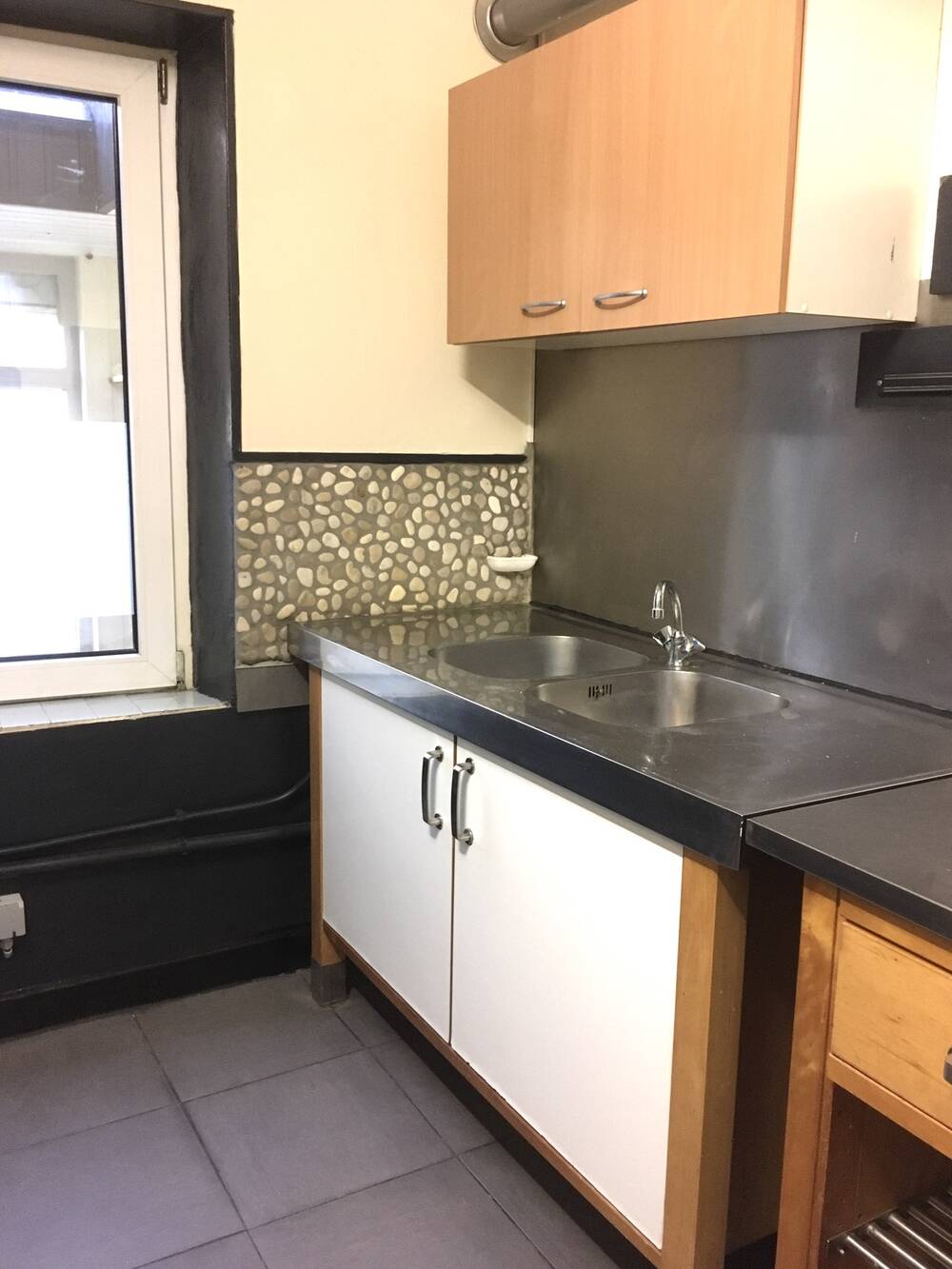 Maison à louer à Court-Saint-Etienne 1490 810.00€ 2 chambres 80.00m² - annonce 580312