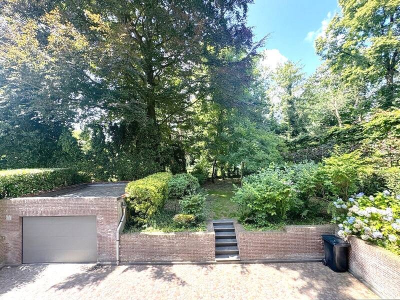 Benedenverdieping te huur in Ukkel 1180 2100.00€ 3 slaapkamers 135.00m² - Zoekertje 579873