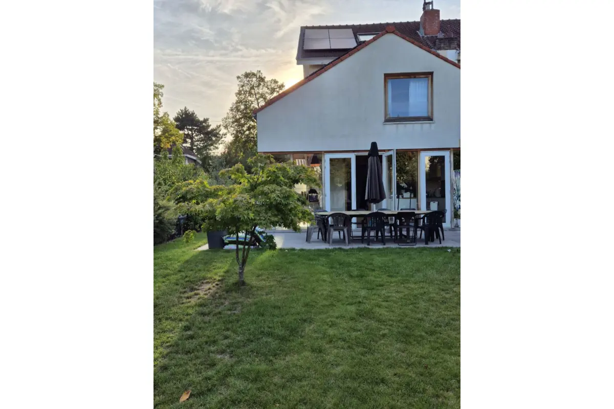 Villa à louer à Uccle 1180 2500.00€ 4 chambres 140.00m² - annonce 581640