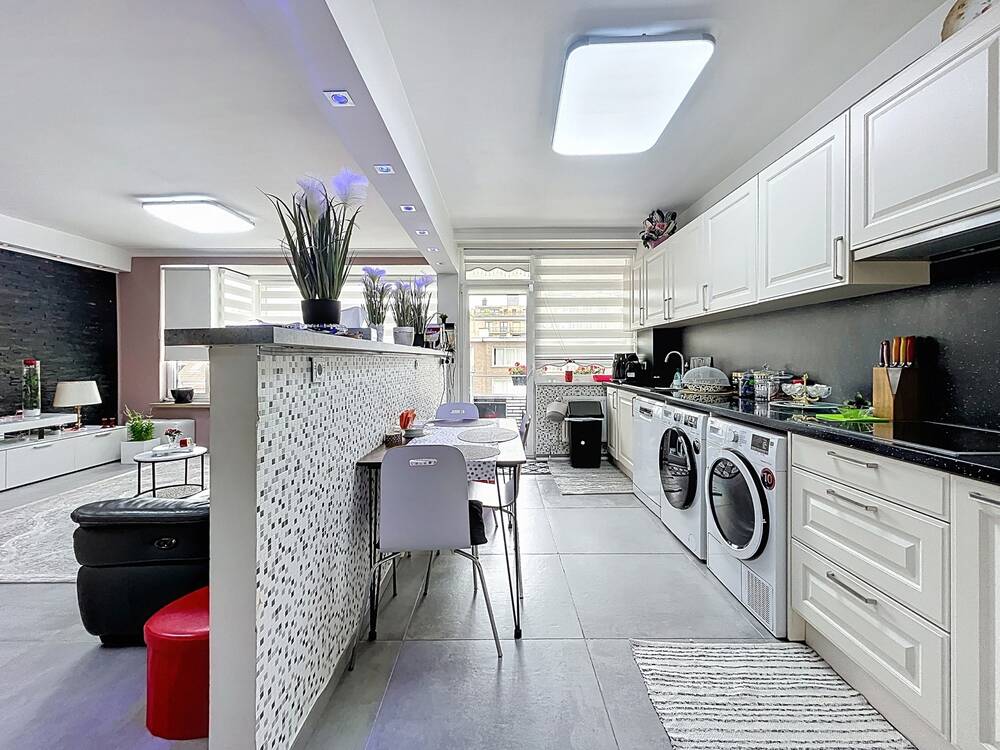Appartement te  in Sint-Jans-Molenbeek 1080 259000.00€ 2 slaapkamers 104.00m² - Zoekertje 581625
