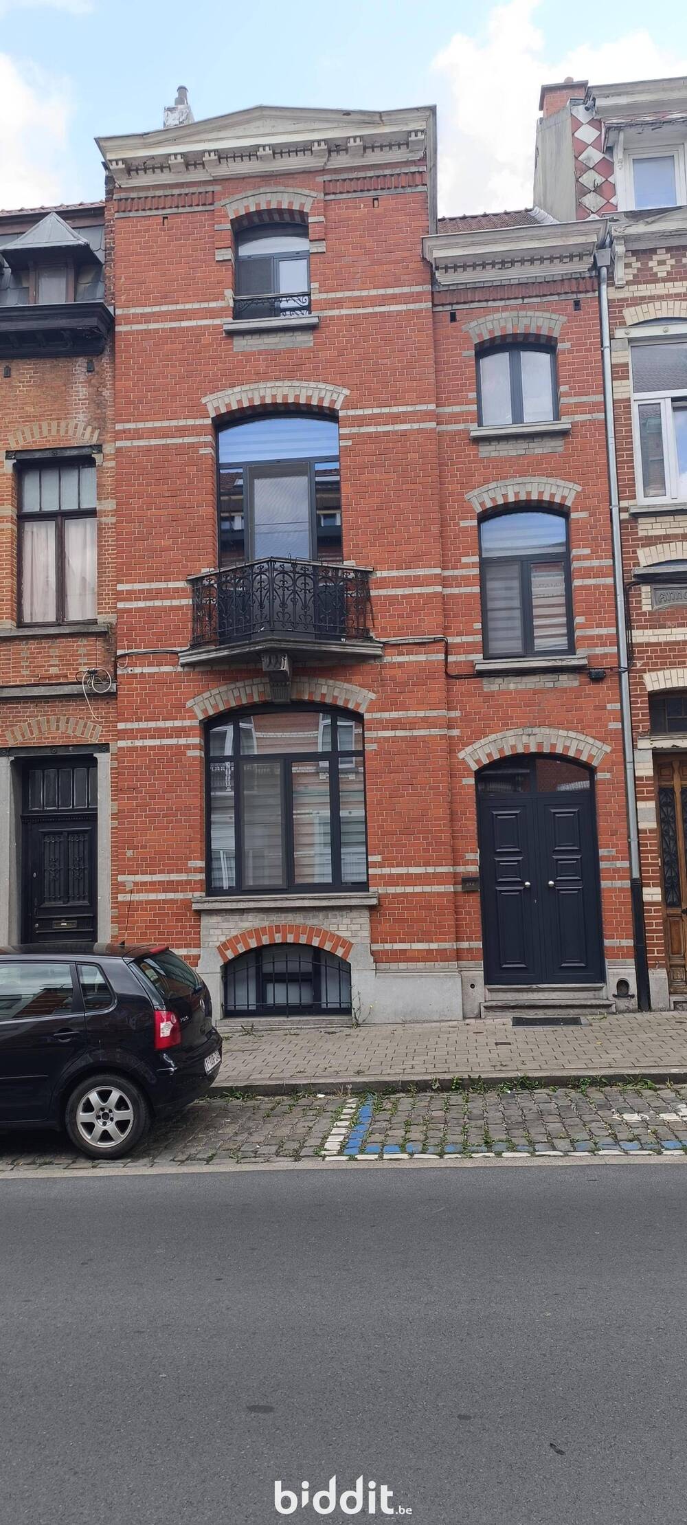 Huis te koop in Laken 1020 270000.00€ 4 slaapkamers m² - Zoekertje 582082