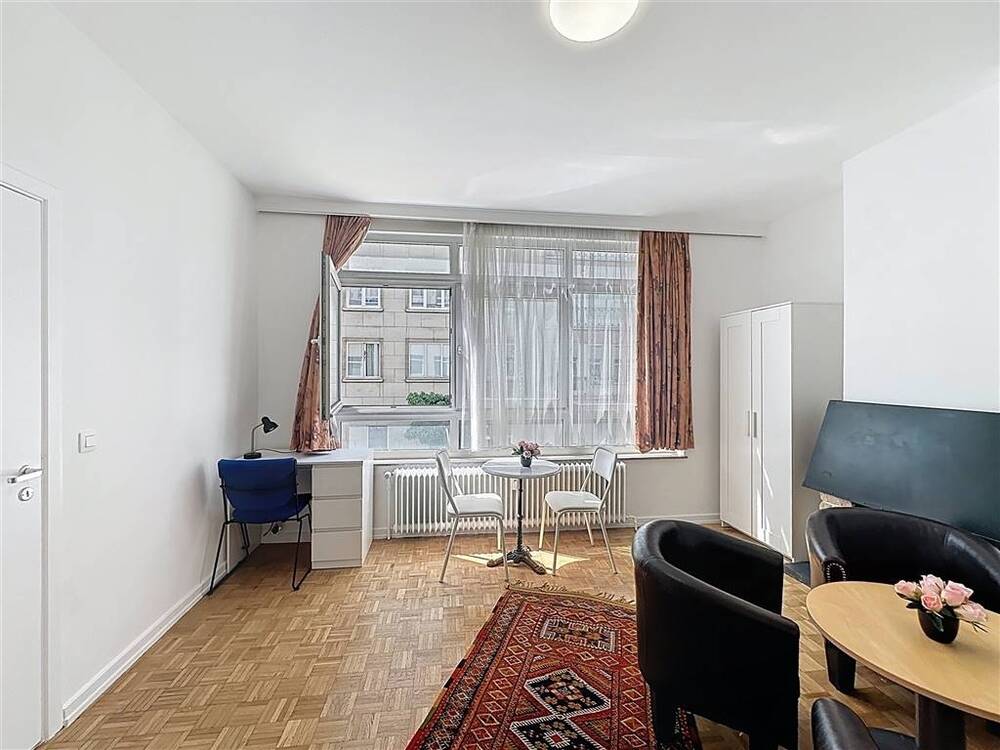 Studio te koop in Ukkel 1180 215000.00€ 1 slaapkamers 42.00m² - Zoekertje 583163