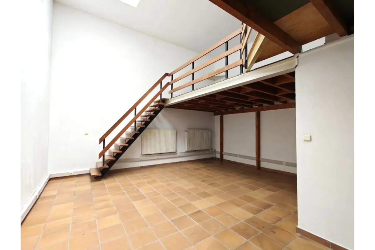 Handelszaak te  huur in Sint-Gillis 1060 600.00€  slaapkamers 62.00m² - Zoekertje 583454