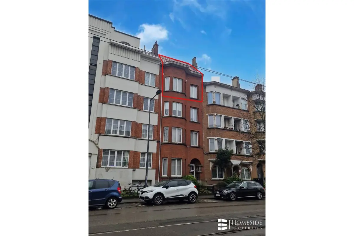 Duplex à vendre à Molenbeek-Saint-Jean 1080 235000.00€ 3 chambres 150.00m² - annonce 584173