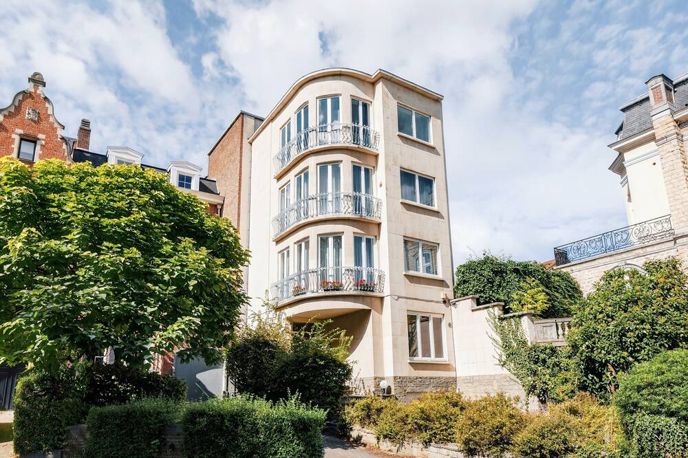 Handelszaak te koop in Schaarbeek 1030 285000.00€ slaapkamers 70.00m² - Zoekertje 583804