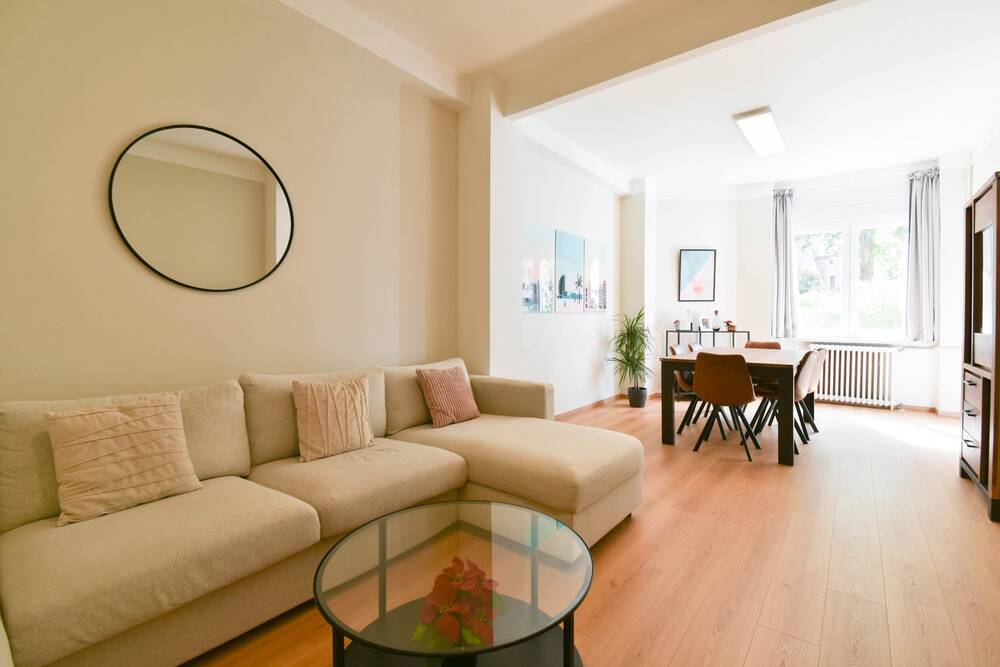 Benedenverdieping te in Schaarbeek 1030 299000.00€ 2 slaapkamers 113.00m² - Zoekertje 583832
